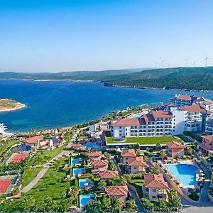 Royal Teos Thermal Resort Clinic & Spa - Halal Hotel